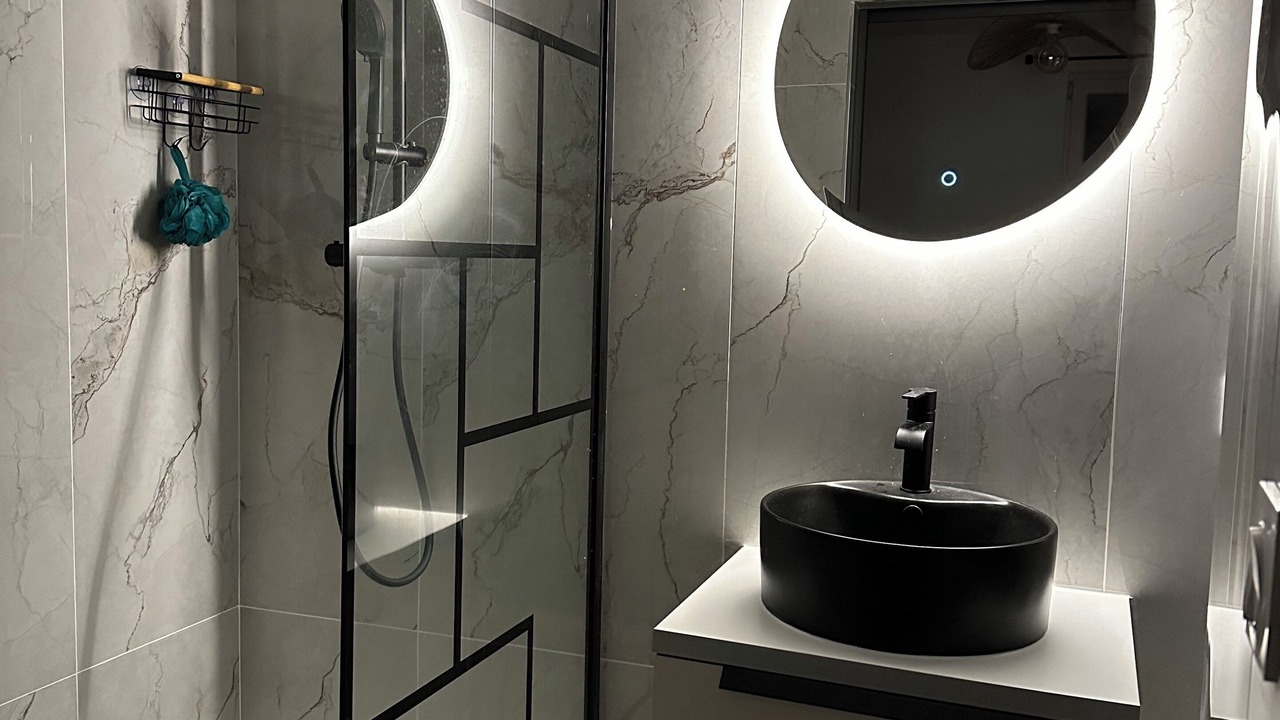 Photo of Bathroom in Bagnolet