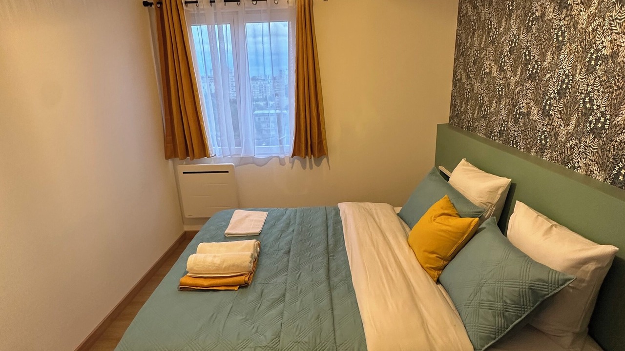 Photo of Bedroom in Bagnolet