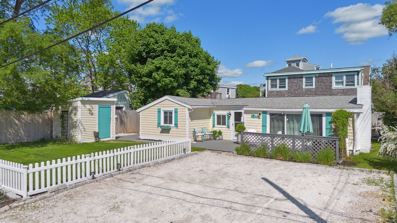 Photo of Others in Newbury