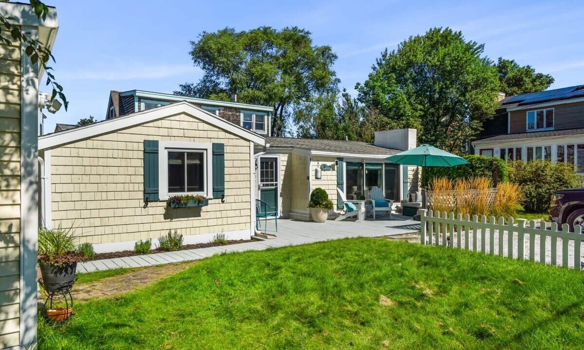 Photo of Others in Newbury