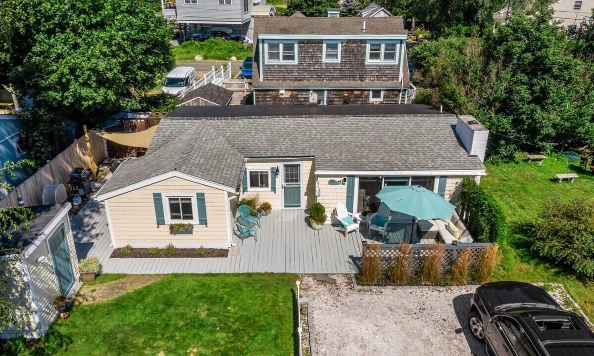 Photo of Others in Newbury