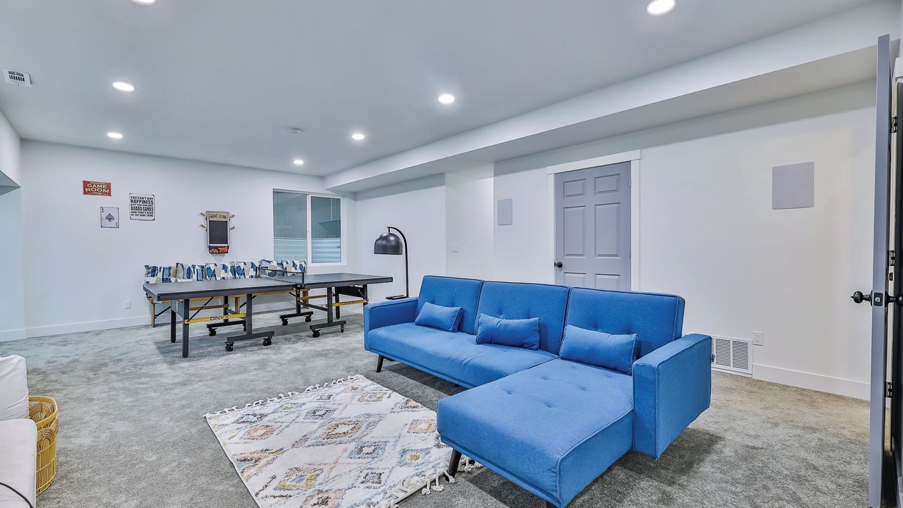 Photo of Livingroom in Herriman