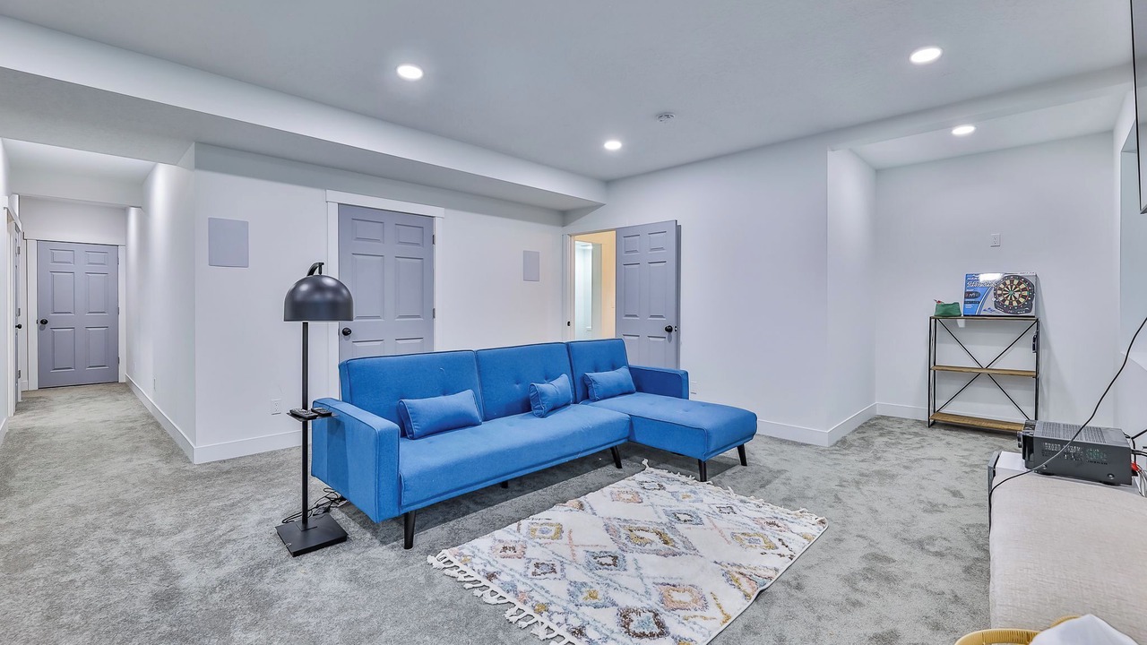Photo of Livingroom in Herriman