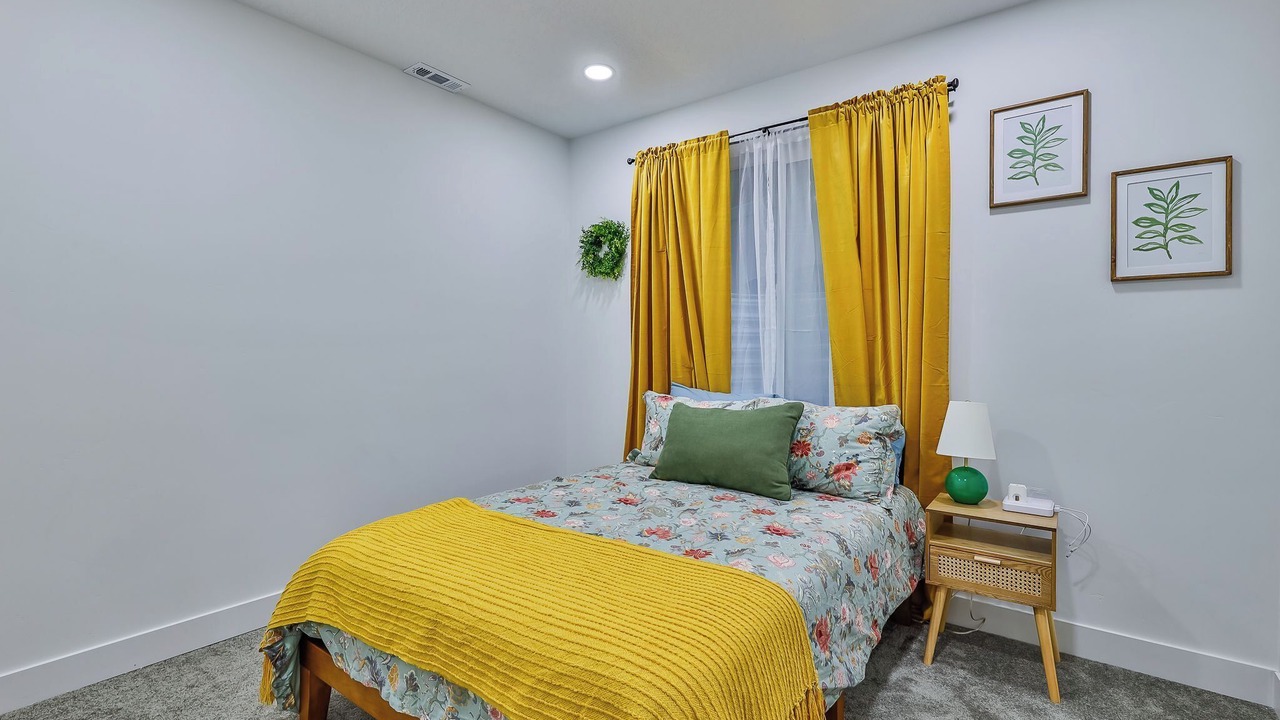 Photo of Bedroom in Herriman