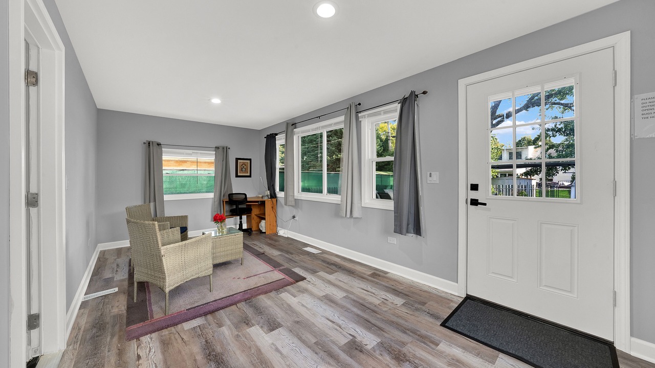 Photo of Others in Des Plaines