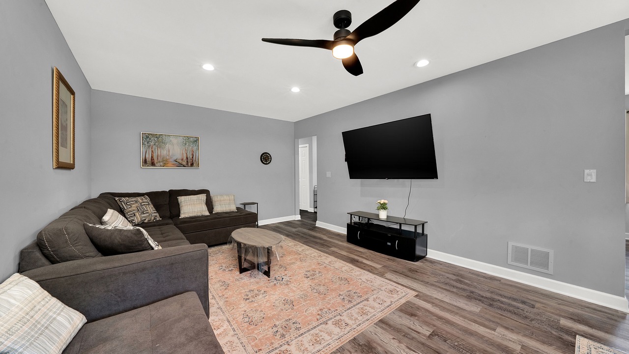 Photo of Livingroom in Des Plaines