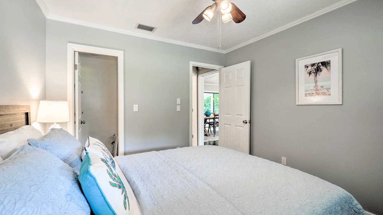 Photo of Bedroom in Tarpon Springs