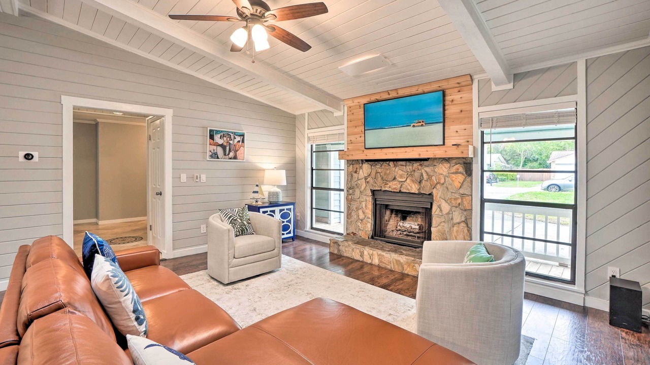 Photo of Livingroom in Tarpon Springs