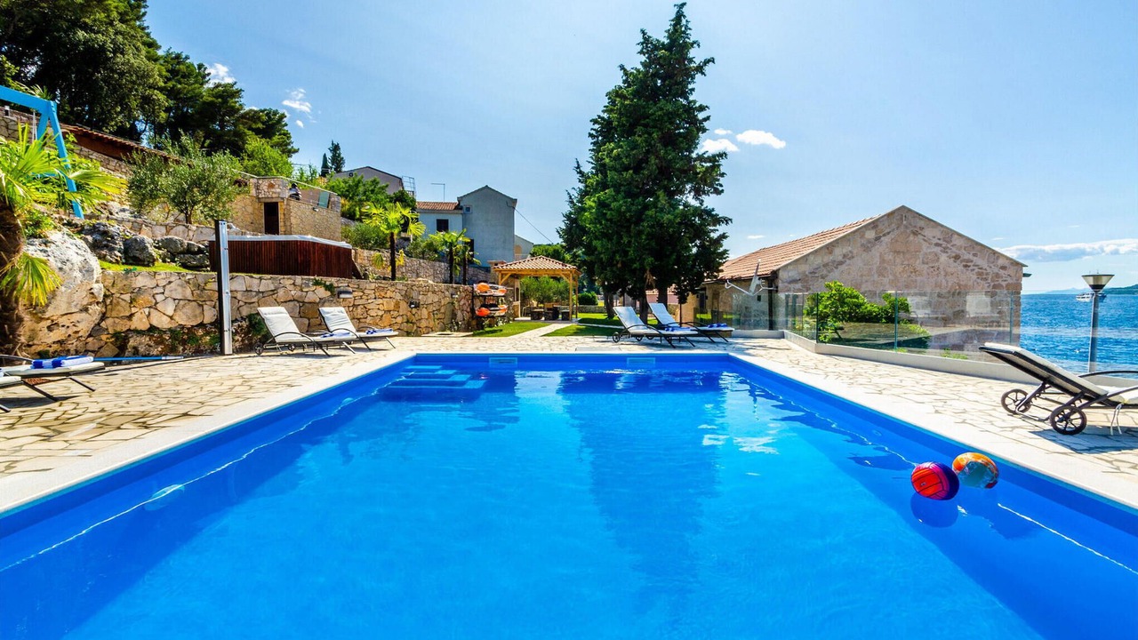 Photo of Outdoor in Cove Tri Zala (Zrnovo)