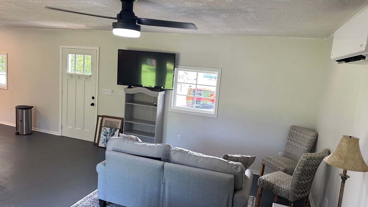 Photo of Livingroom in Pinnacle