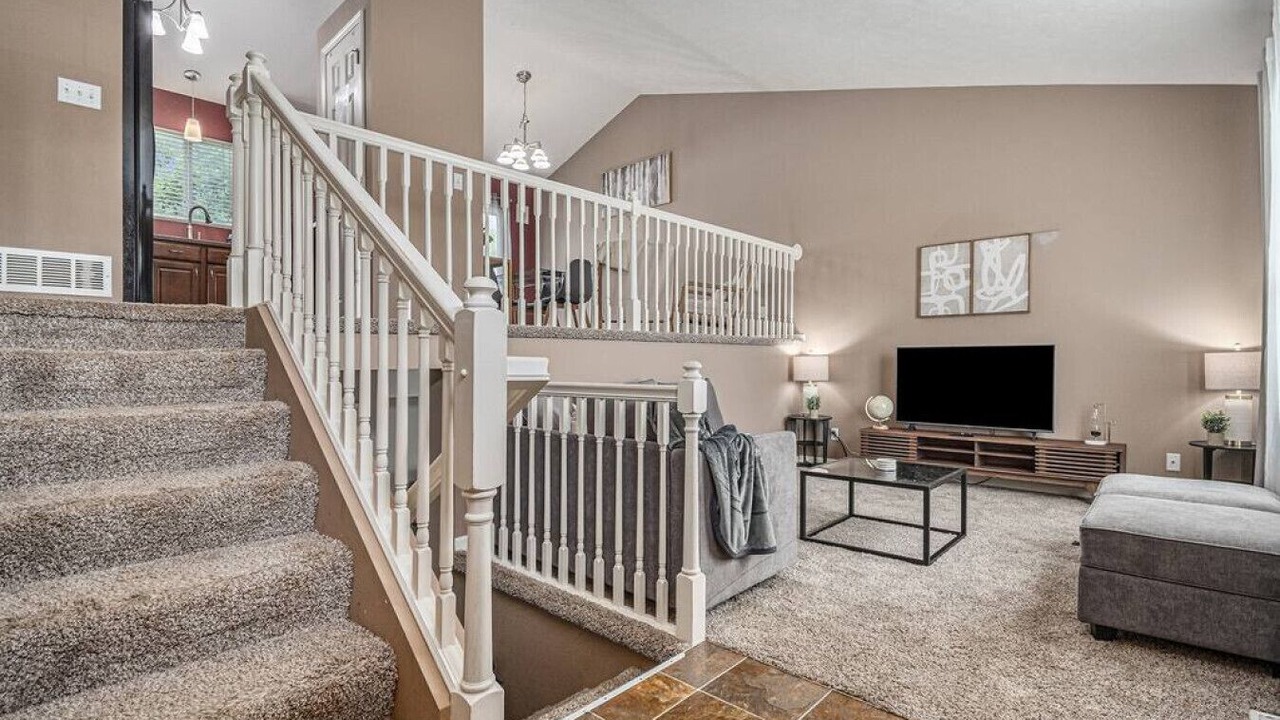 Photo of Livingroom in Millard