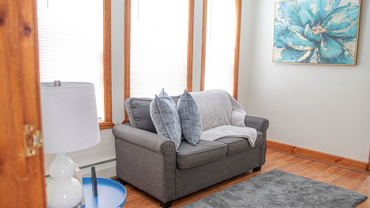 Photo of Livingroom in Winter Hill