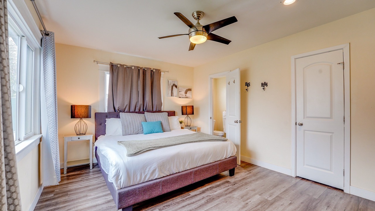 Photo of Bedroom in Beach Barber Tract