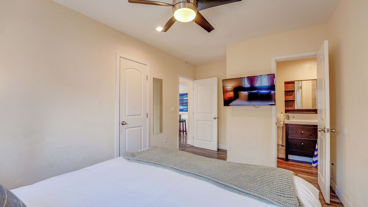 Photo of Bedroom in Beach Barber Tract