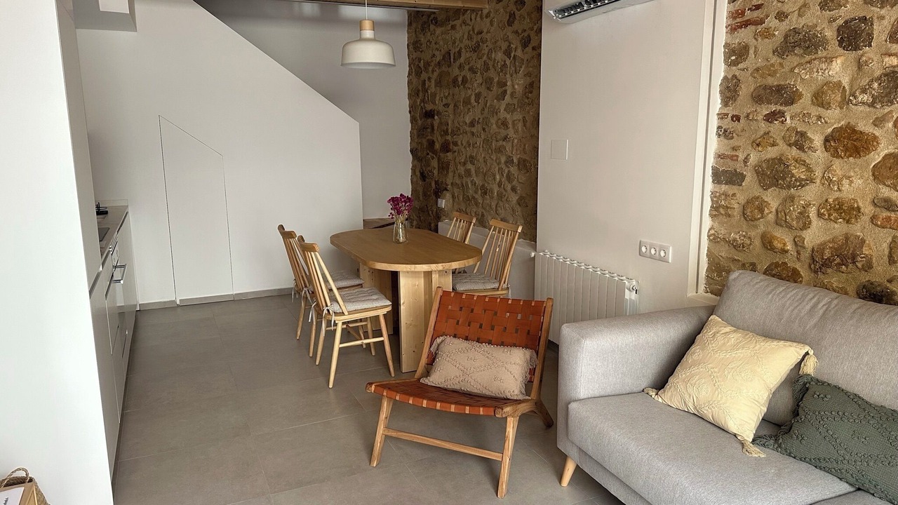 Photo of Livingroom in Cuevas de Vinroma