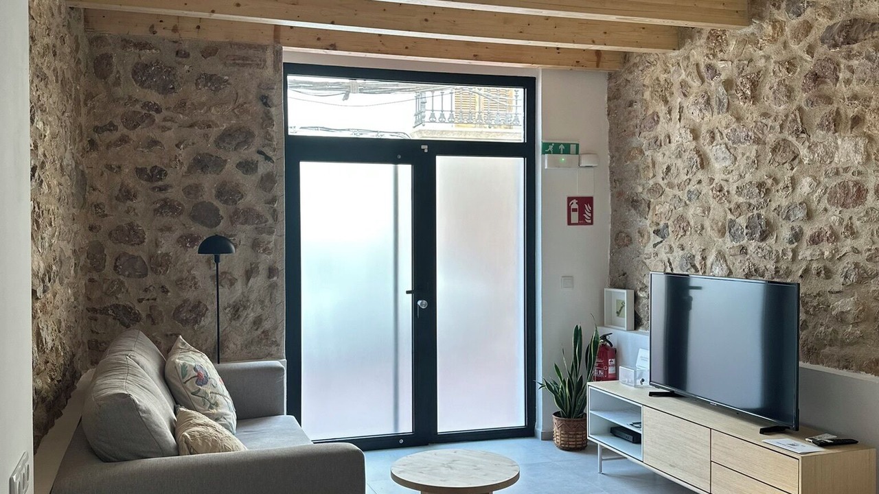 Photo of Livingroom in Cuevas de Vinroma
