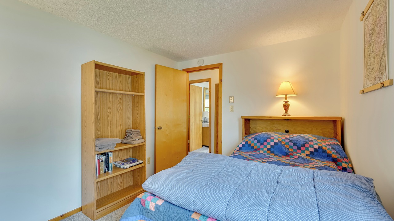 Photo of Bedroom in Lake George