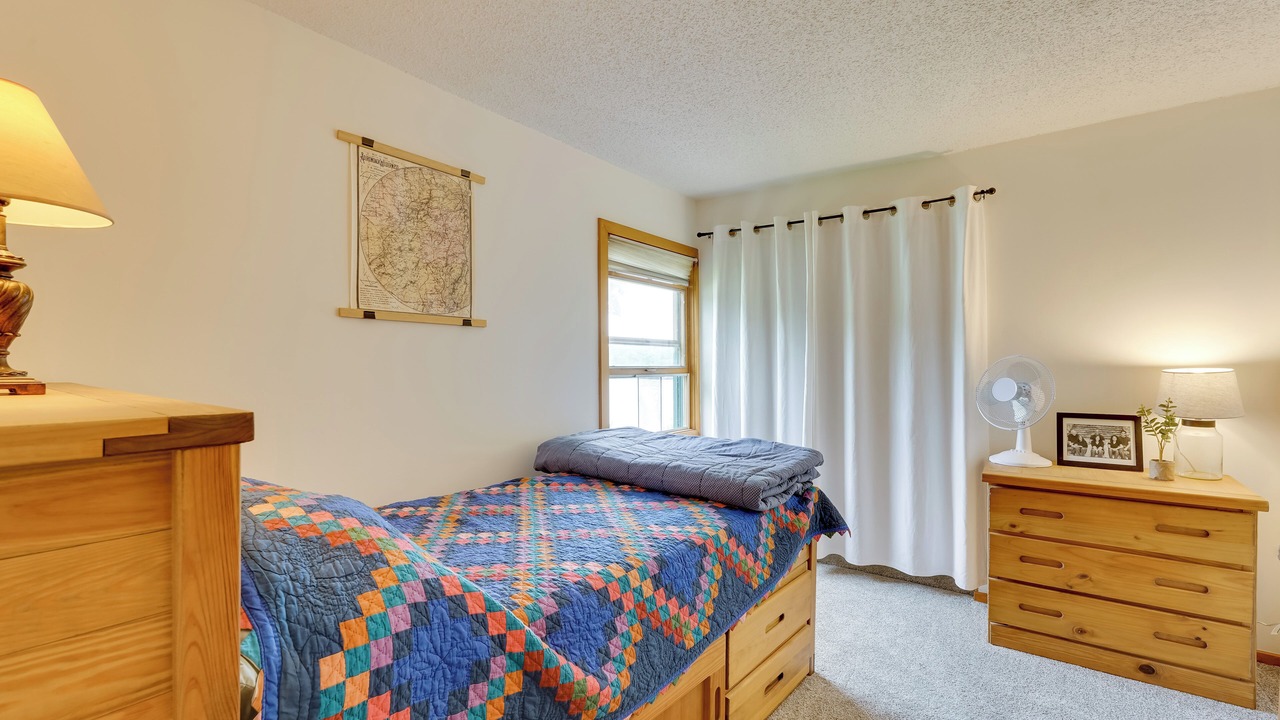 Photo of Bedroom in Lake George