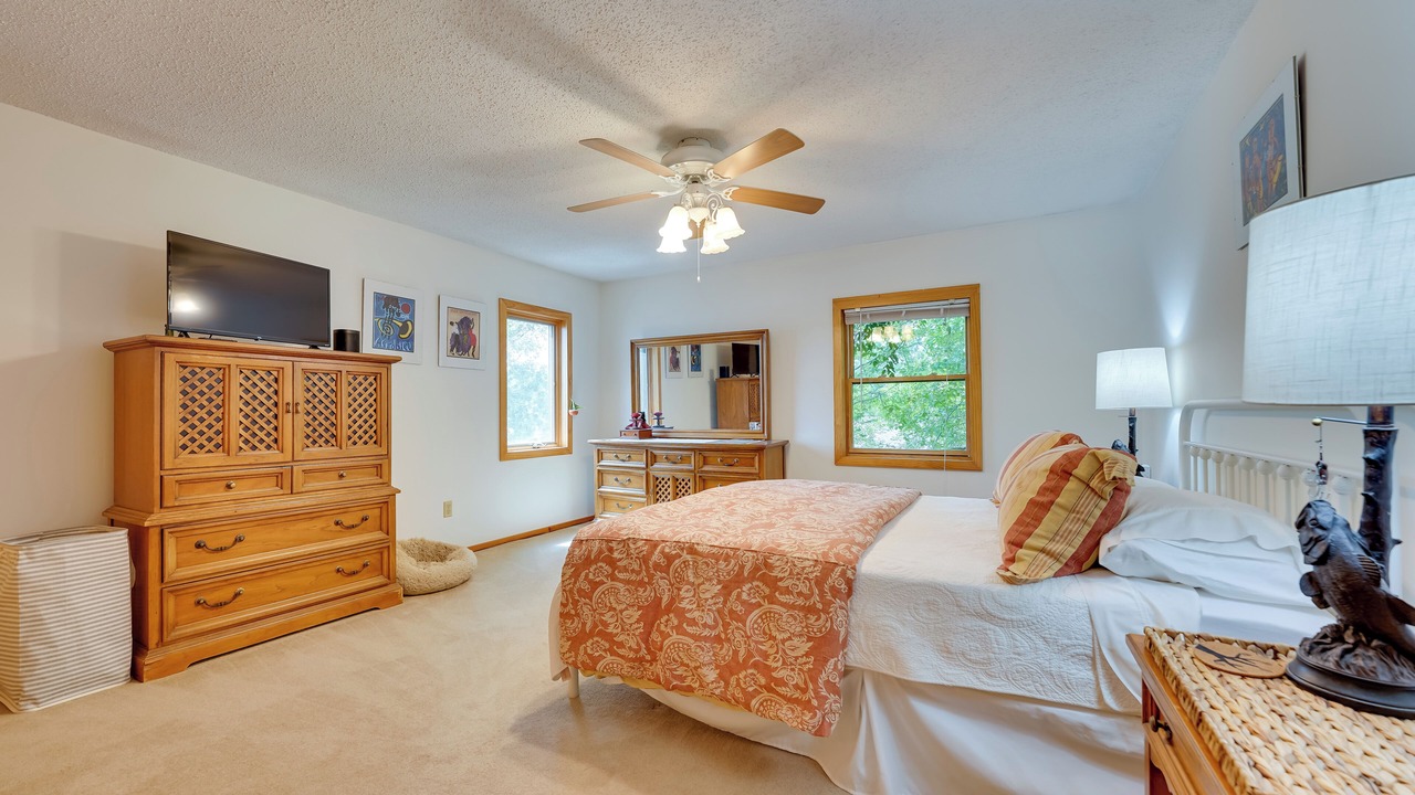 Photo of Bedroom in Lake George