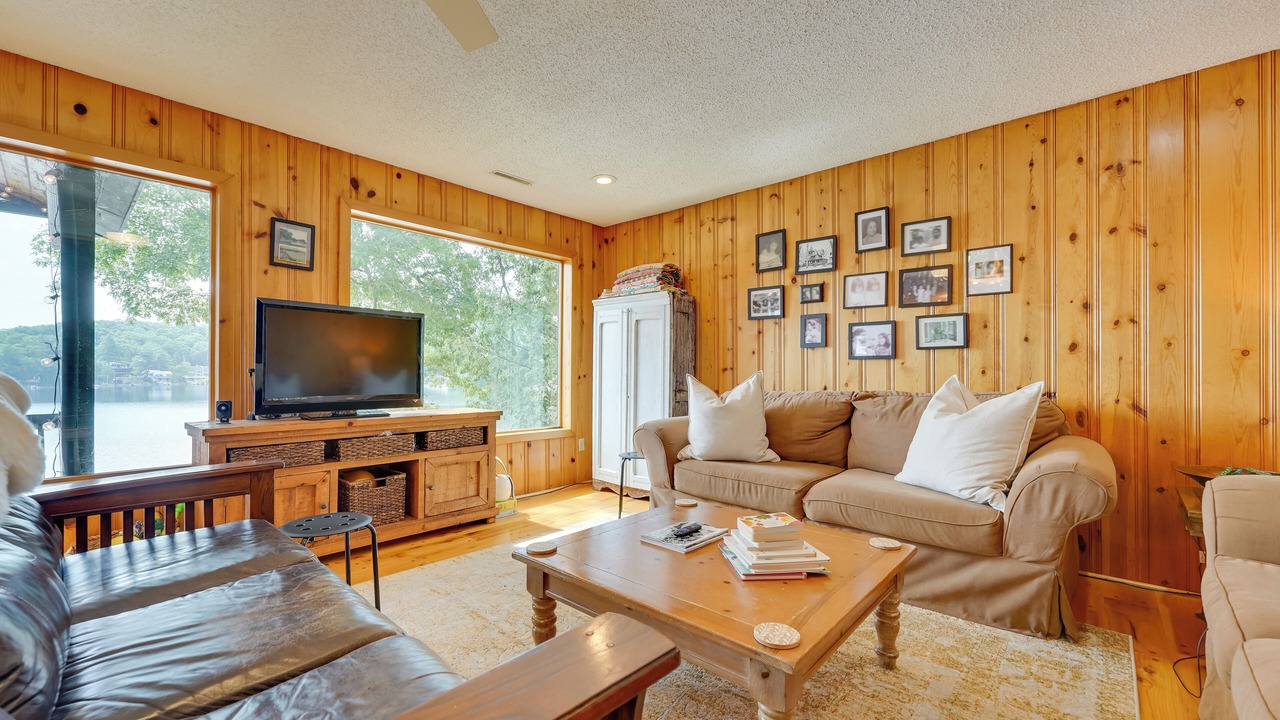 Photo of Bedroom in Lake George