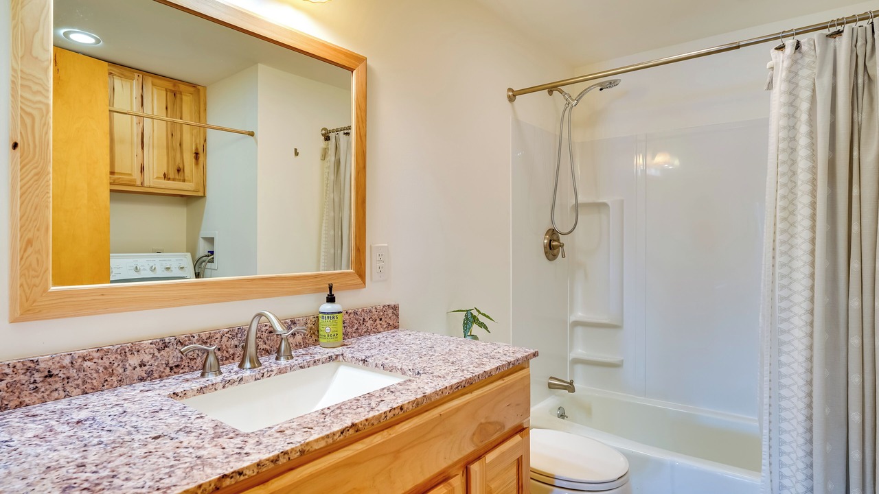 Photo of Bathroom in Lake George