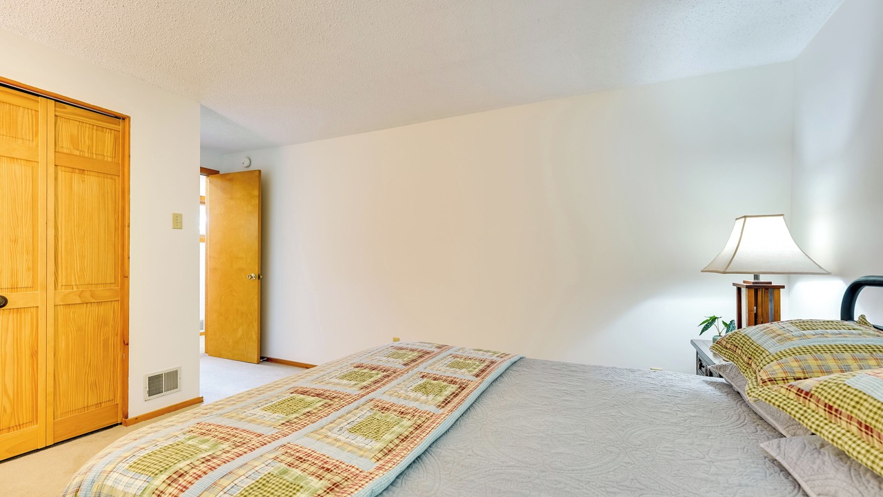 Photo of Bedroom in Lake George