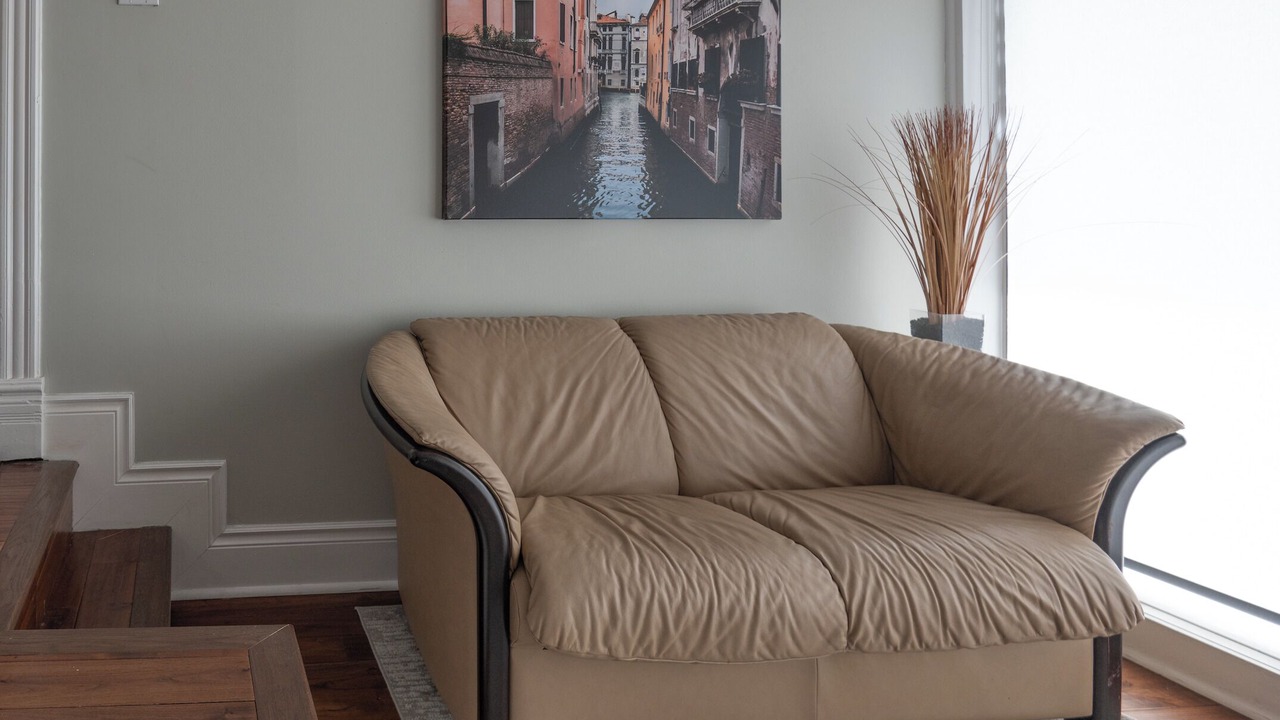 Photo of Livingroom in Riverdale