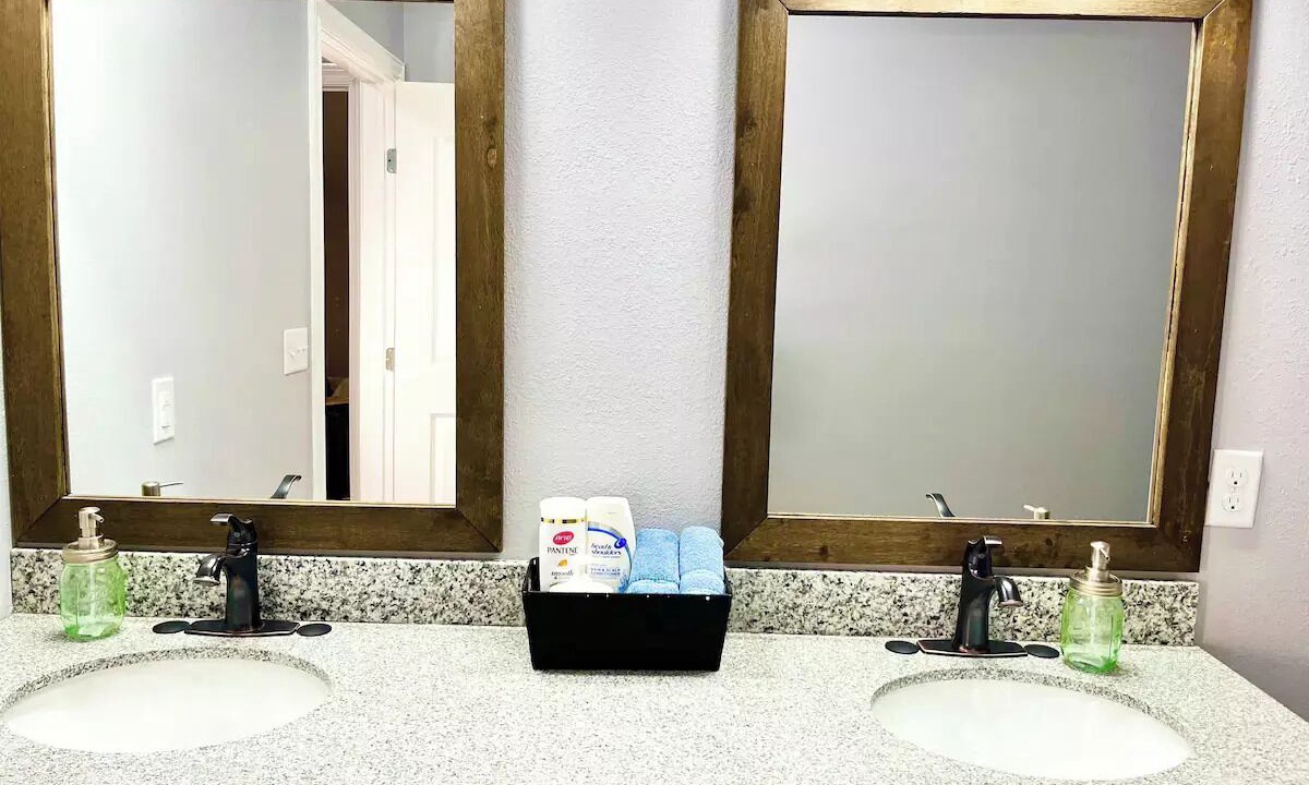 Photo of Bathroom in Fort Smith