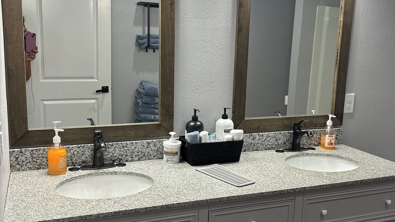 Photo of Bathroom in Fort Smith