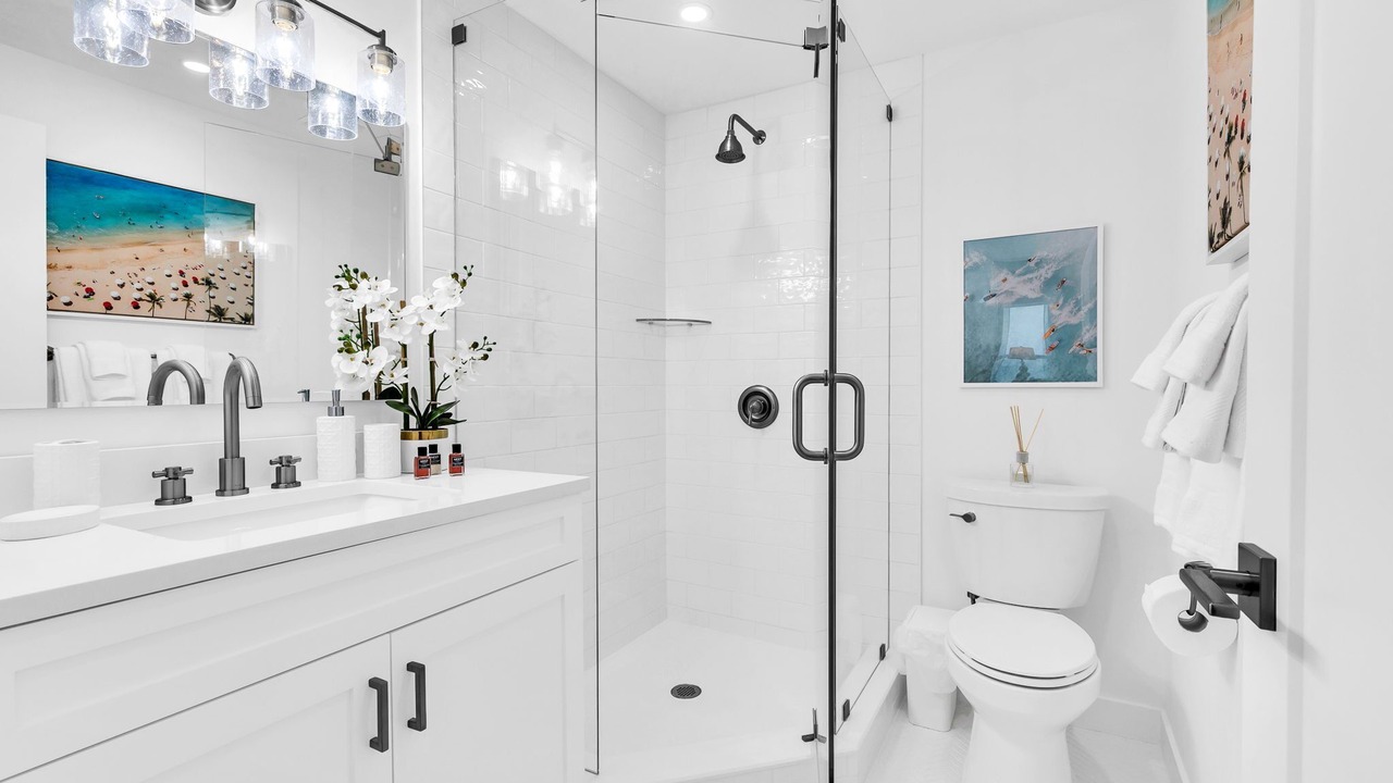 Photo of Bathroom in Juno Beach