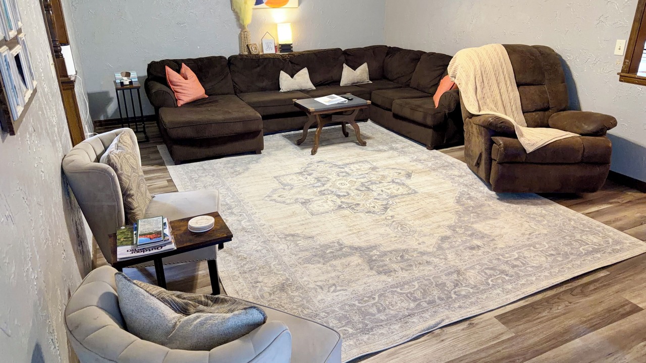 Photo of Livingroom in Enid
