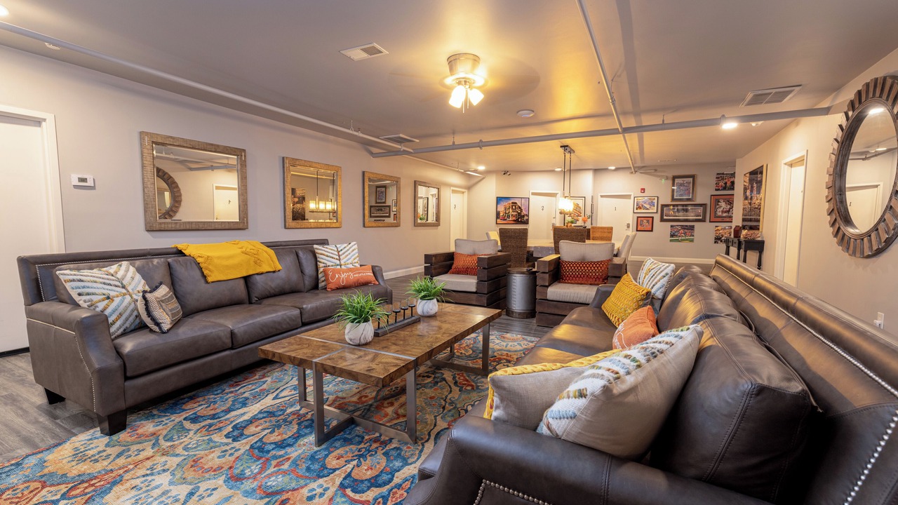 Photo of Livingroom in Seneca