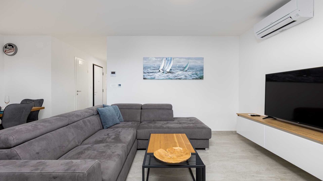 Photo of Livingroom in Vantacici