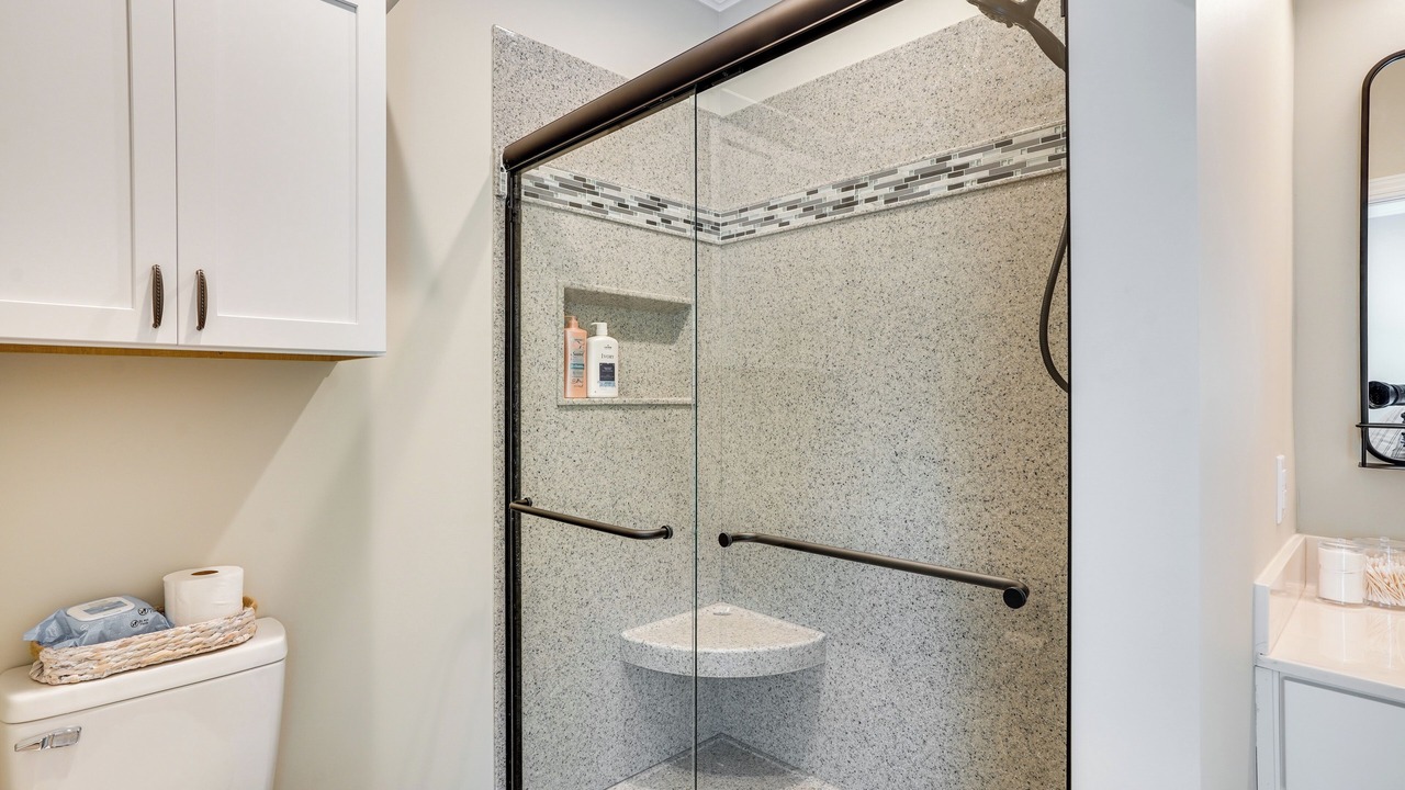 Photo of Bathroom in Hardin