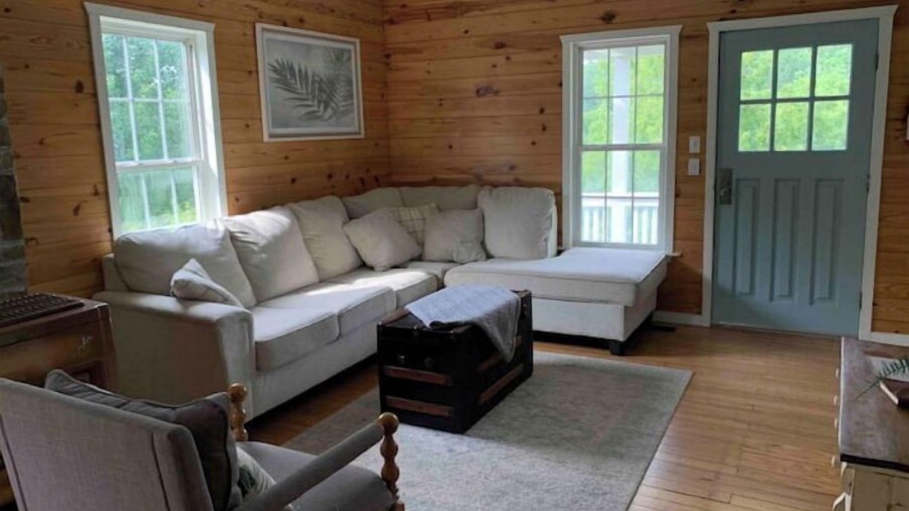 Photo of Livingroom in St. James
