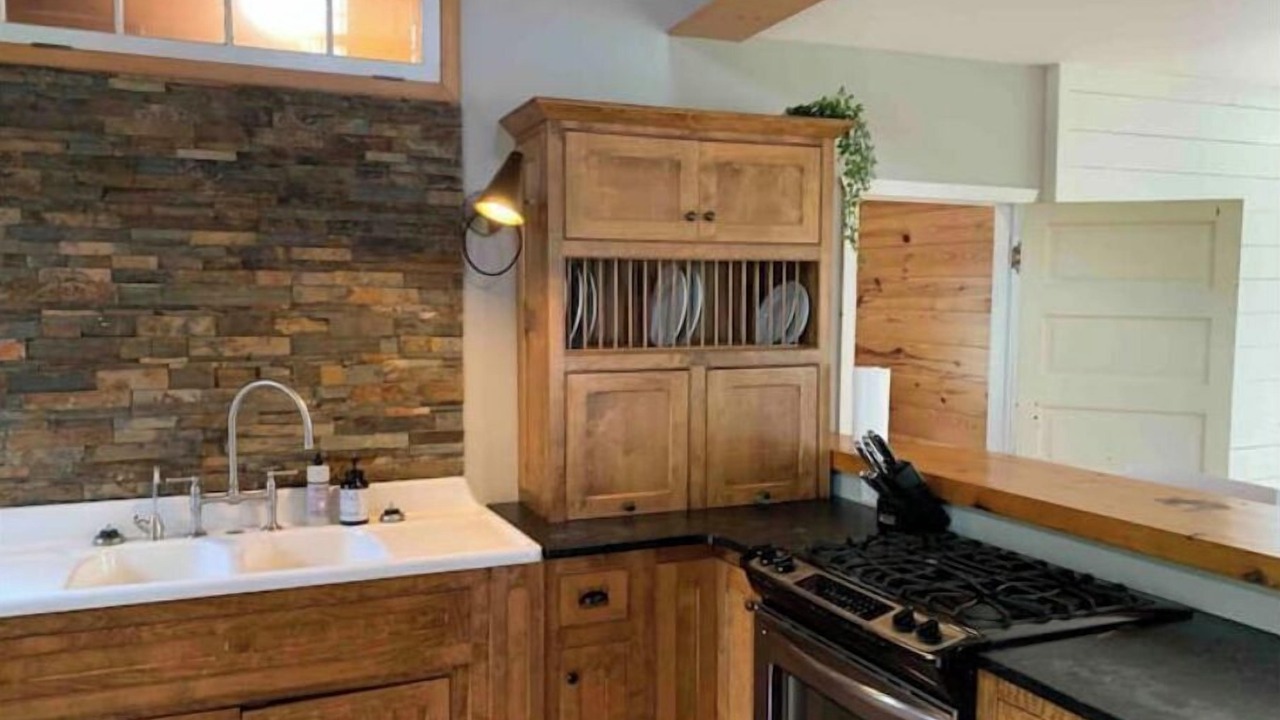 Photo of Kitchen in St. James