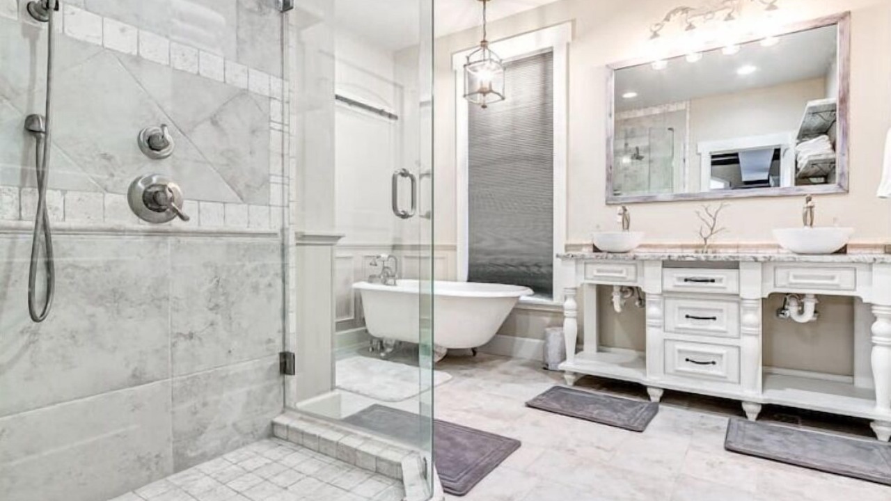 Photo of Bathroom in Eufaula