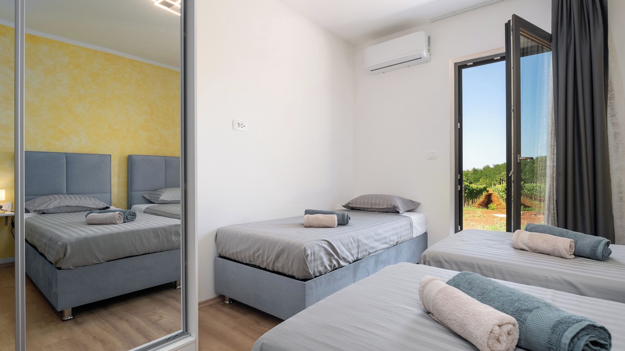 Photo of Bedroom in Skropeti