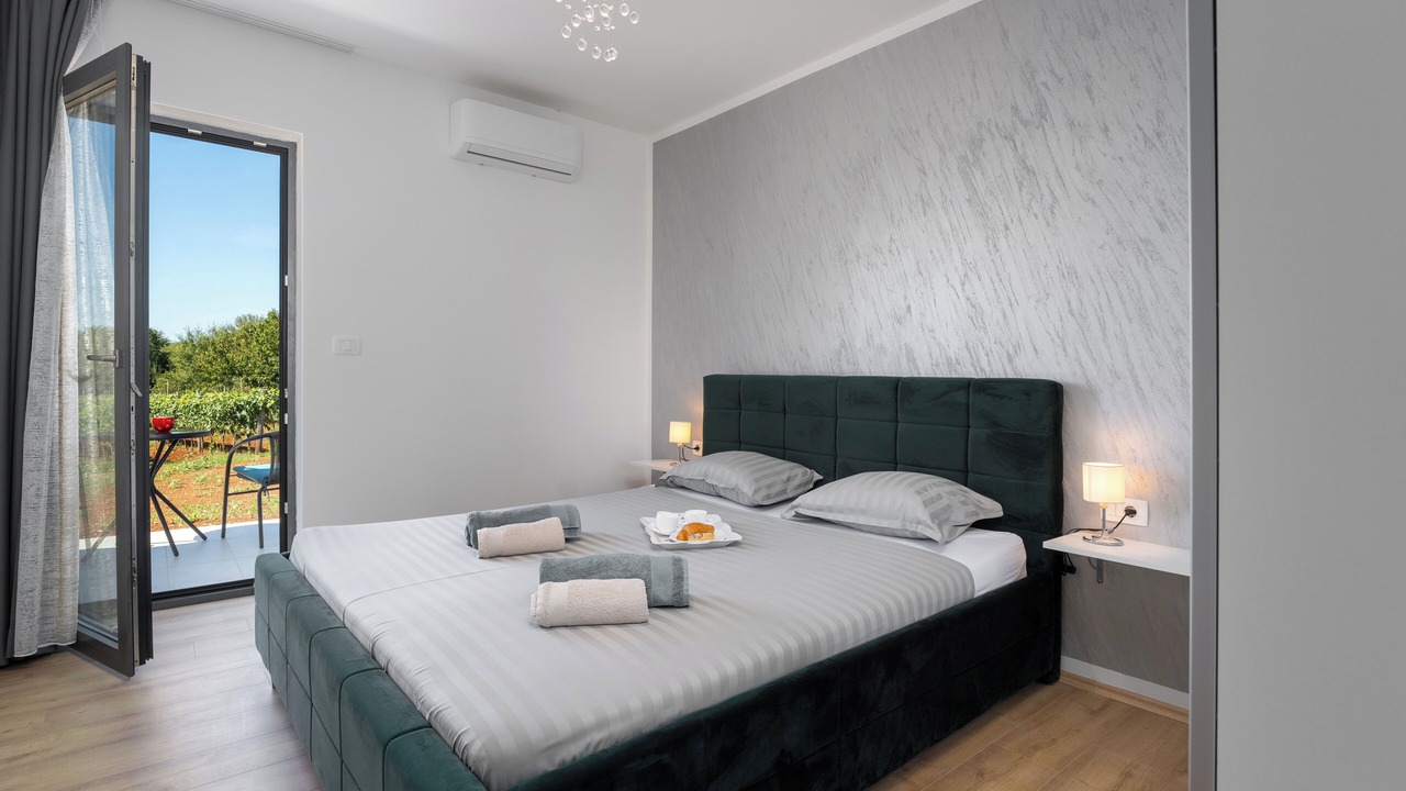 Photo of Bedroom in Skropeti