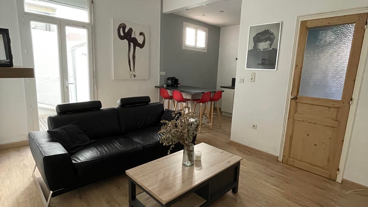 Photo of Livingroom in Clemenceau