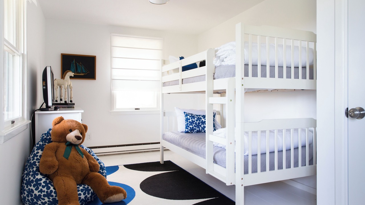 Photo of Bedroom in Tom Nevers
