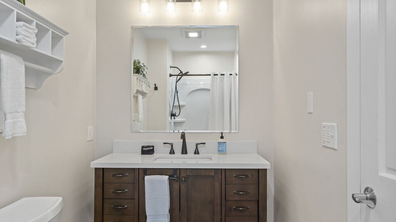 Photo of Bathroom in Boothbay