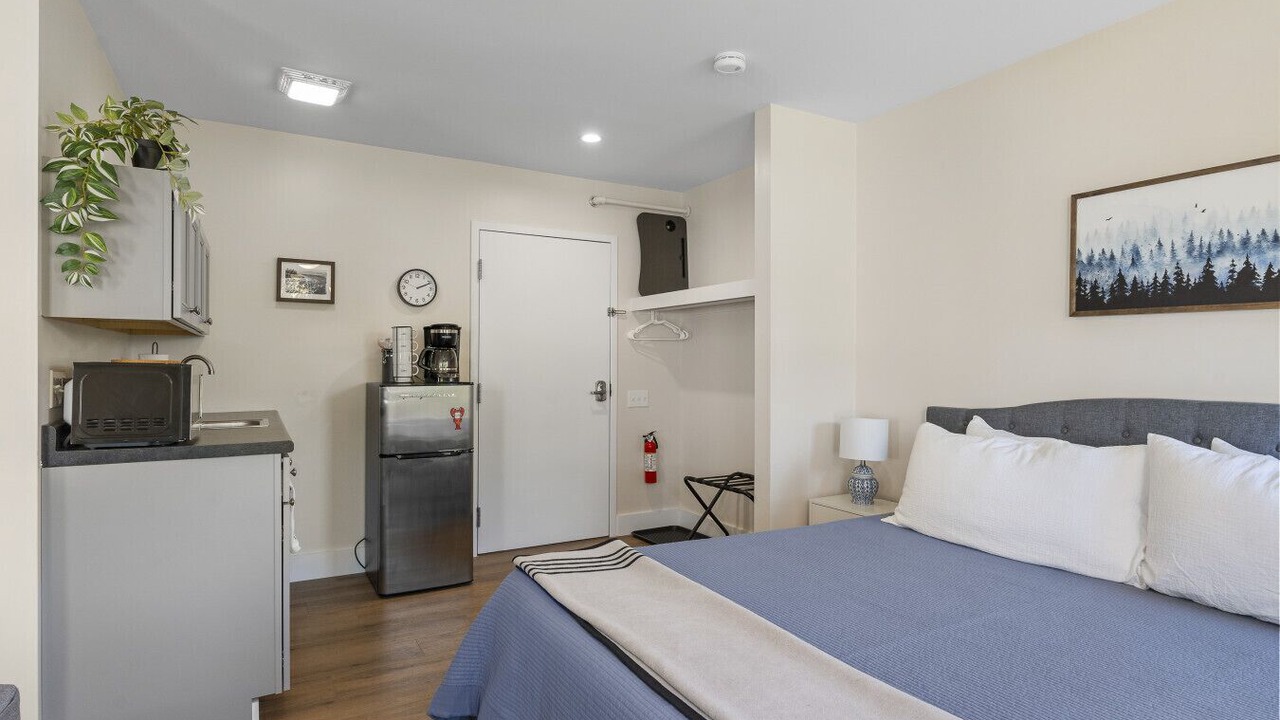 Photo of Bedroom in Boothbay