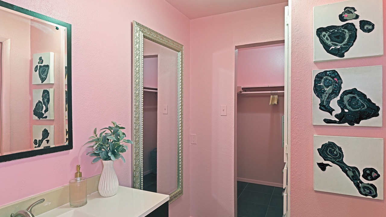 Photo of Bathroom in Neartown