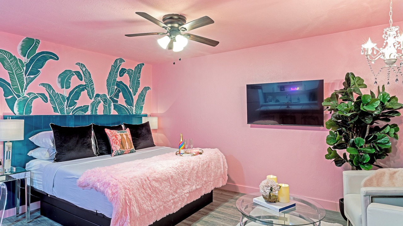 Photo of Bedroom in Neartown