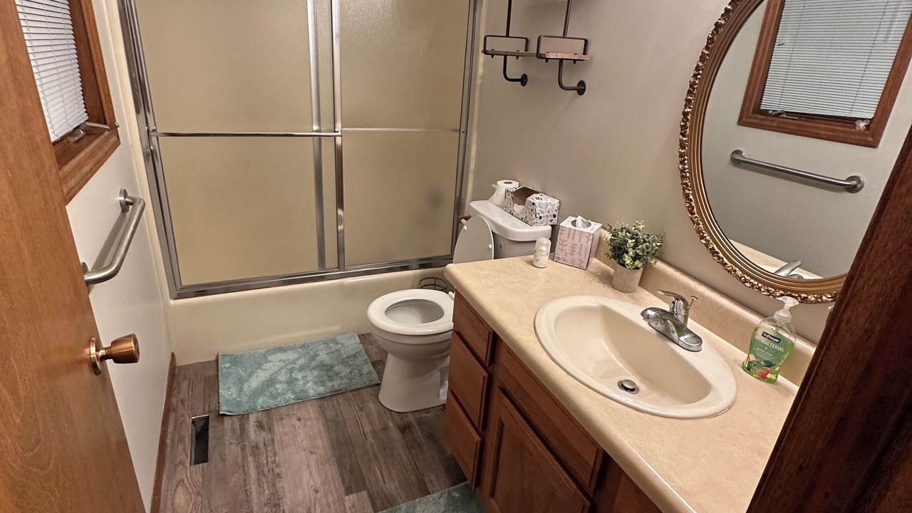 Photo of Bathroom in Grand Island
