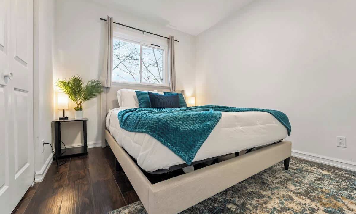 Photo of Bedroom in Bolingbrook