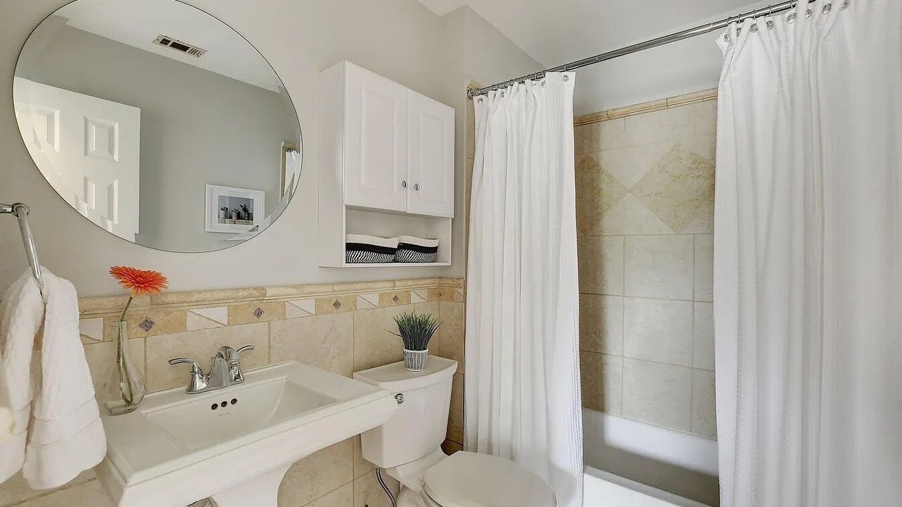Photo of Bathroom in Kyle