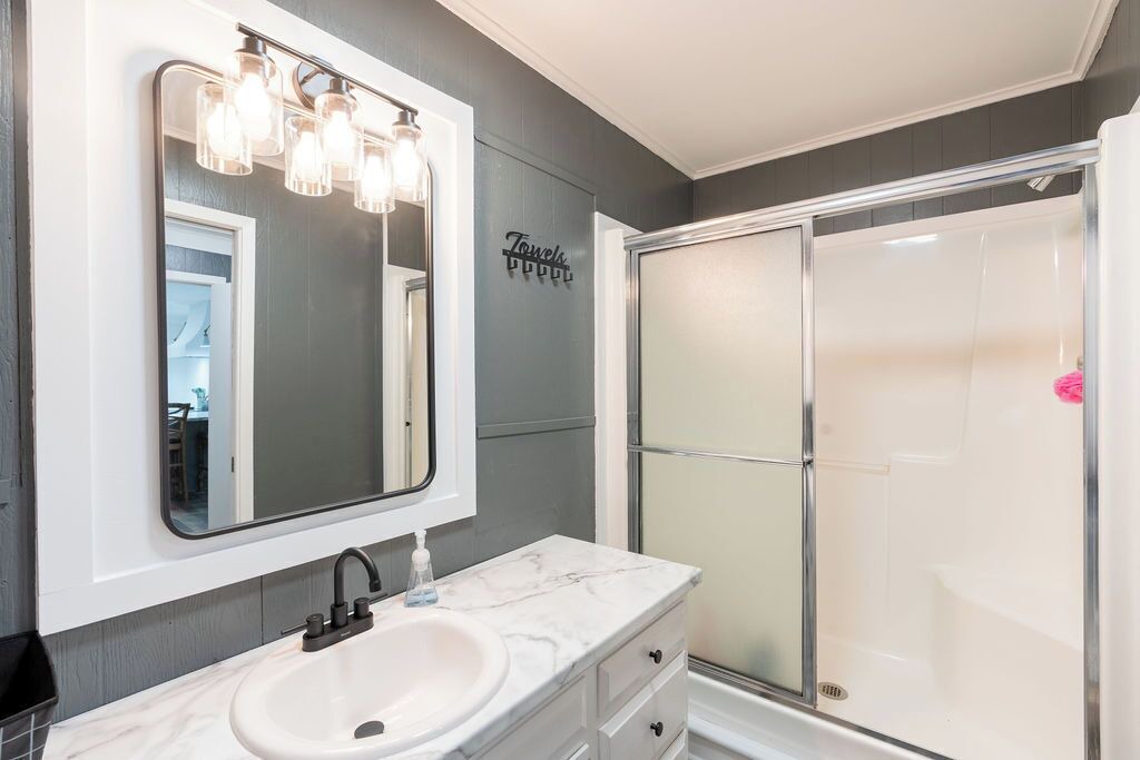 Photo of Bathroom in Higden