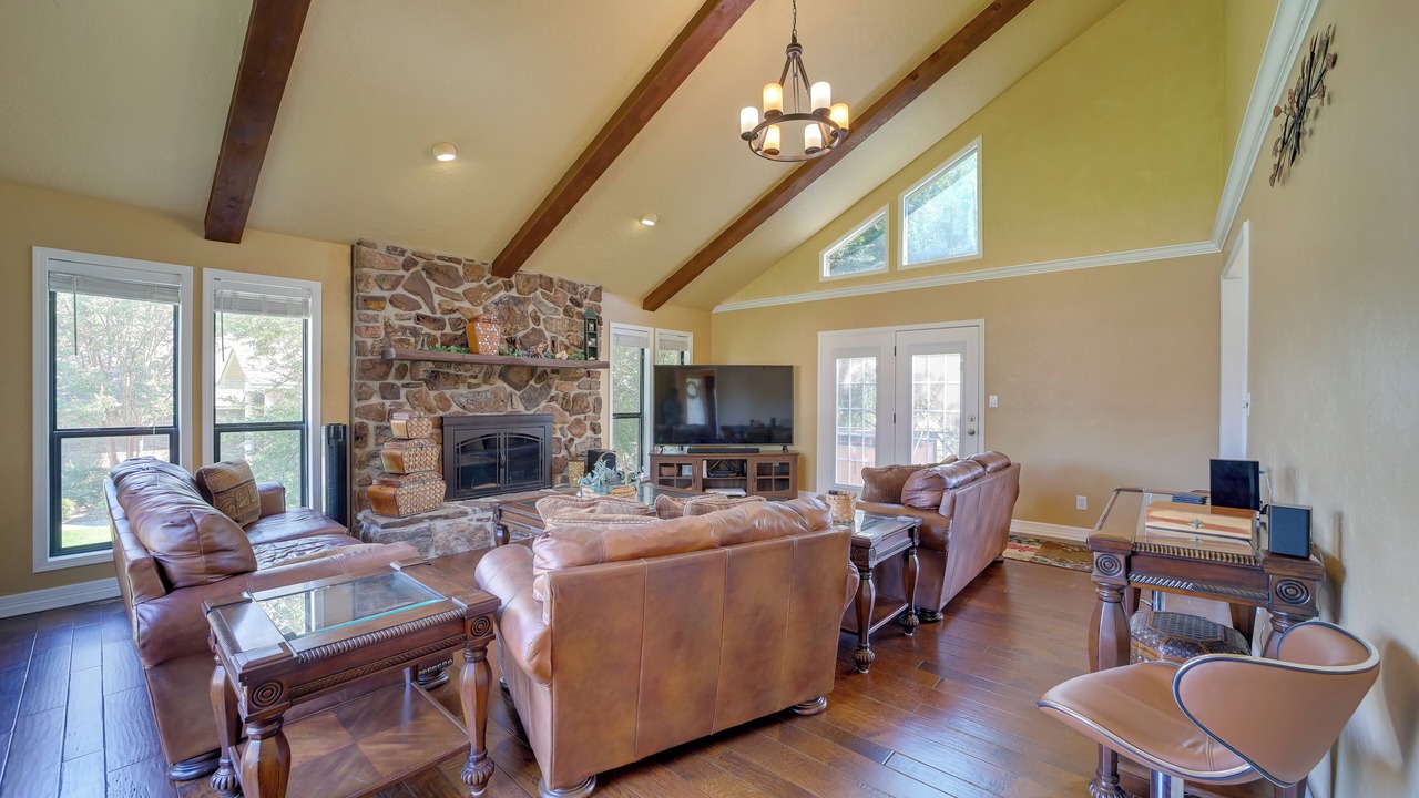 Photo of Livingroom in Fort Smith